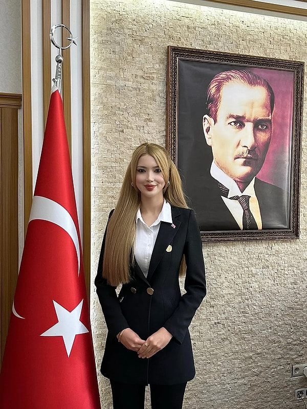 Samsun'un Ladik ilçesine atanan Kaymakam Tuğçe Orhan yeni görevine başladı.
