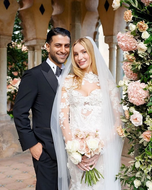Reynmen, one of the most popular figures on social media, tied the knot with his long-time girlfriend Emire Cansu Kurtaran in a fairy-tale wedding in Italy last year.