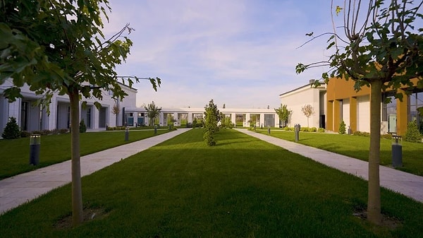 1 milyon 215 bin metrekare yeşil alanda 20 bin 399 ağaç var!