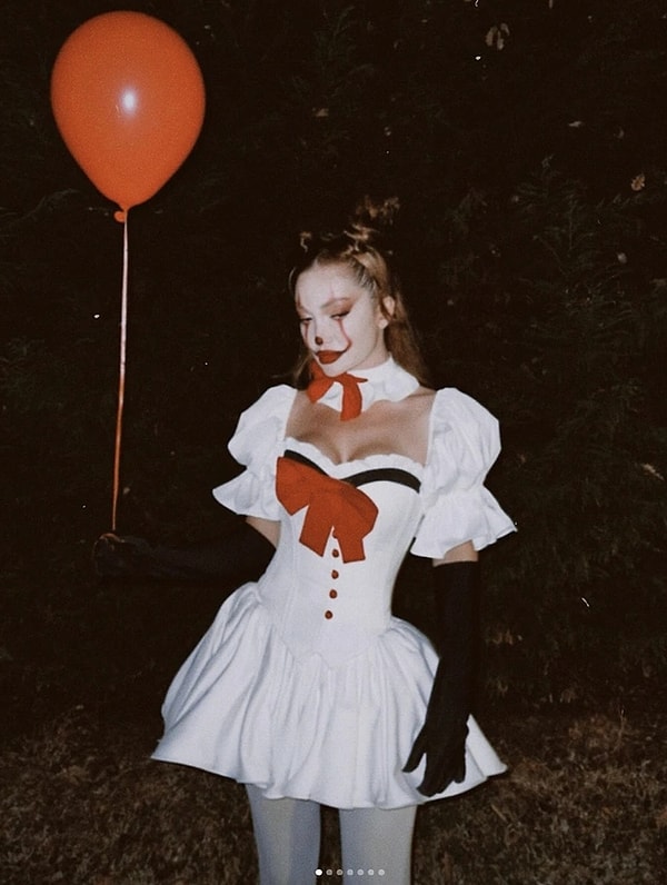 Danla Bilic spürt den Geist von Halloween am 31. Oktober in sich und erntet jedes Jahr große Bewunderung für seine Kostüme und sein Make-up; auch seine Beiträge im letzten Jahr sorgten für viel Gesprächsstoff.