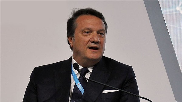 Beşiktaş Başkanlığı ile taraftarlarda heyecan yaratan Hasan Arat’ın başkanlığı kısa sürmüştü.