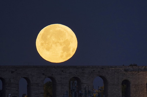 When is the Beaver's Full Moon?