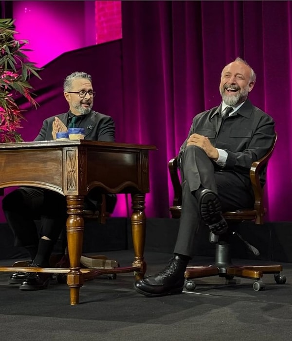 Yıllar önce Muhteşem Yüzyıl dizisindeki performansıyla nefesimizi kesen Halit Ergenç'i tanıtmaya gerek yok herhalde.