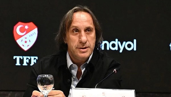 Murat Özkaya'nın Kariyer Hayatı