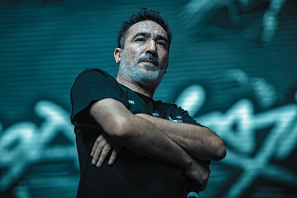 Bu kez ünlü rapçi Sagopa Kajmer yapay zeka kullanmaya başladığını açıkladı.