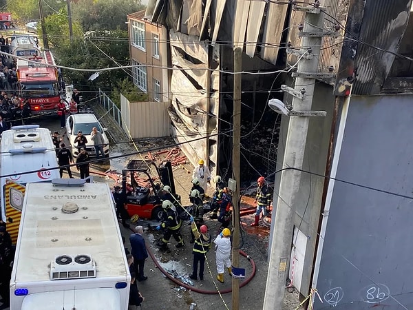 Yangında hayatını kaybedenlerin isimleri belli oldu.