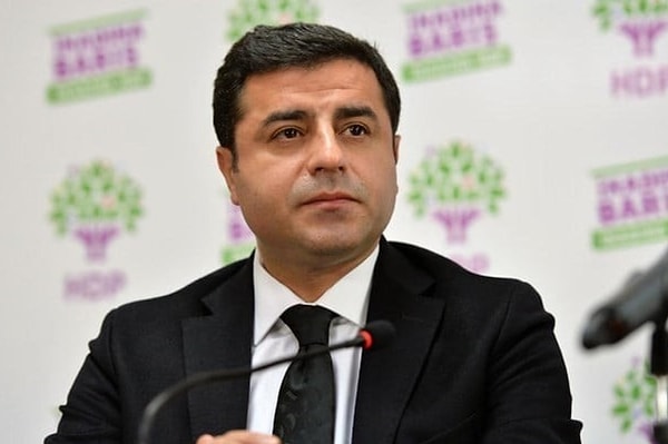 Eski HDP Eş Genel Başkanlarından Selahattin Demirtaş 4 Kasım 2016 yılından beri tutuklu olarak cezaevinde.