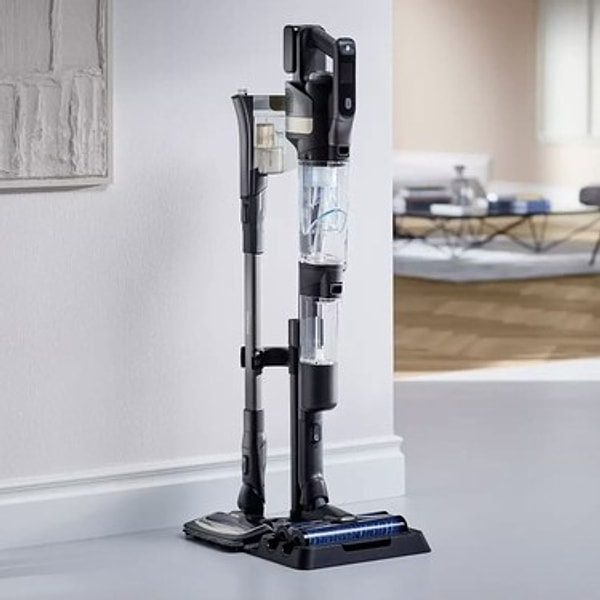 8. Son olarak, süpürgeyi saklama şeklini sorsak?