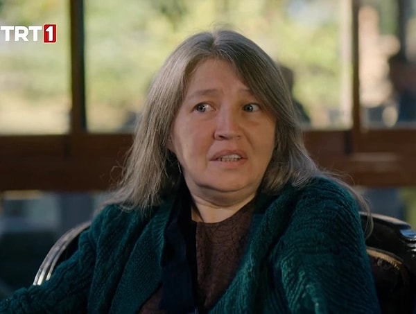 8. Taşacak Bu Deniz'de rol alan alzheimer hastası kadın sosyal medyada gündem oldu.