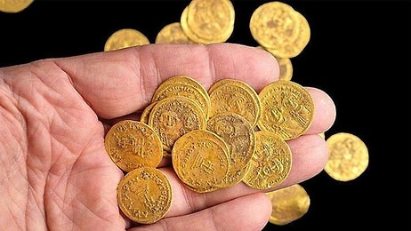 İşçiler Tapınak Restorasyonu Sırasında Altın Hazineye Rastladı