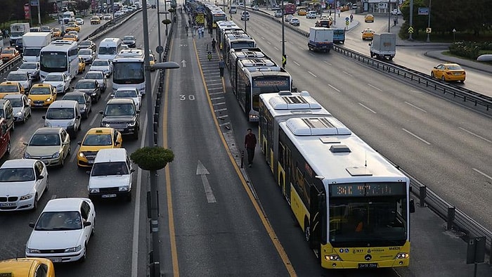 İstanbul'da Metrobüslerle İlgili Yeni Karar: Özel Günlerde Güzergahı Değişiyor