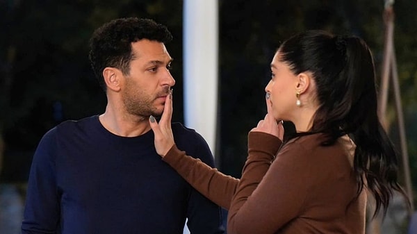 The rating expert elucidated the success of 'Roses and Sins' as well as its rivalry with 'I am Leman', articulating how their ratings mutually influence each other due to certain reasons.