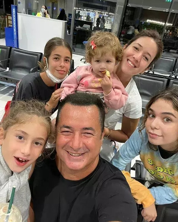 Acun Ilıcalı'nın ilk göz ağrısı Banu Ilıcalı'dan mutlu haber geldi.