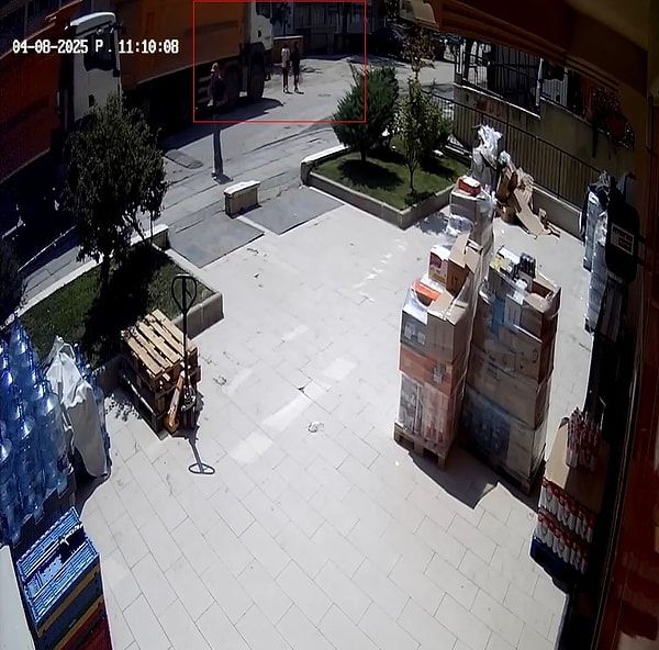 Çankaya’nın Emek Mahallesi’nde 4 Ağustos’ta yaşanan olayda emekli öğretmen ve emekli eczacı kardeşler Semra Çevik ve Anıl Gülçür korkunç şekilde hayatını kaybetmişti.