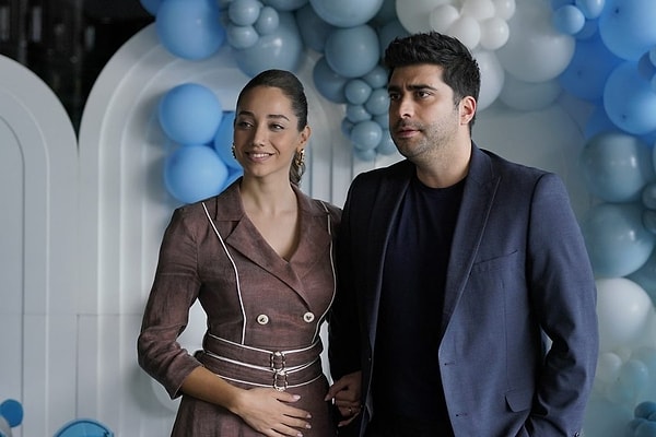 Kızılcık Şerbeti'ndeki takipten çıkma kaosu diziden ayrılan Özge Özacar'a soruldu.