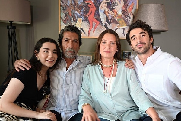 İşte meraklısı için Latin Amerika'da şu sıralar en çok izlenen yerli diziler: