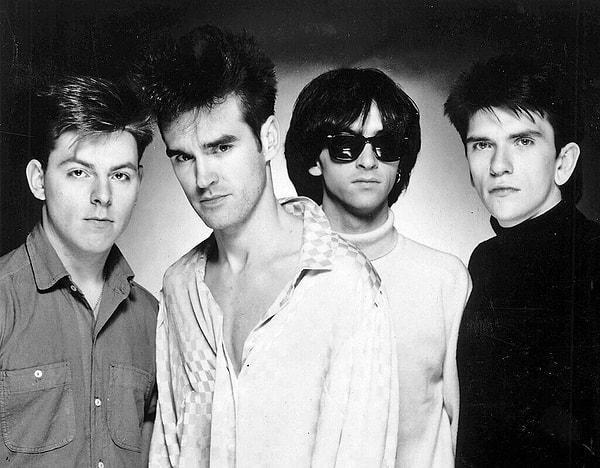 Peki sizin favori The Smiths şarkınız hangisi? Yorumlarda buluşalım, biraz dertleşelim! 👇