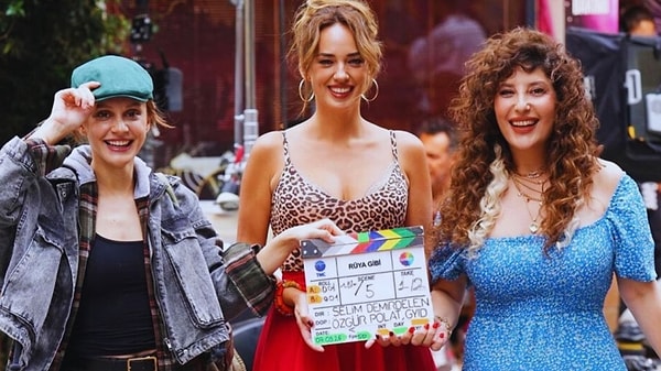 Birsen Altuntaş'ın haberine göre Bahar dizisinin günü değişti. Bahar'ın yerine yeni dizi Rüya Gibi yayınlanacak.