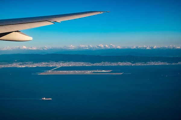 Yetkililer, çöküşü yavaşlatmak amacıyla yoğun mühendislik çalışmaları yürütüyor.