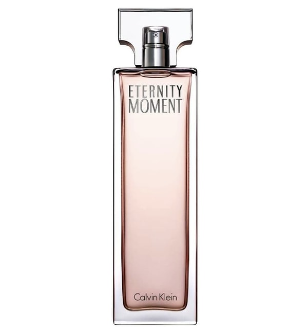 Calvin Klein Eternity Moment Kadın Parfümü, zarif ve kalıcı kokusuyla bu kış favoriniz olmaya aday.