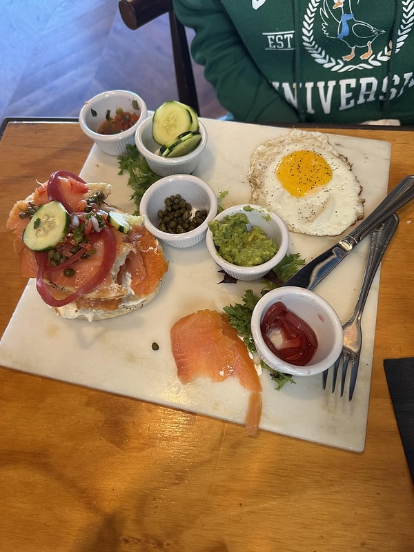 13. Son durak: Tuvalet fayansında ziyafet...