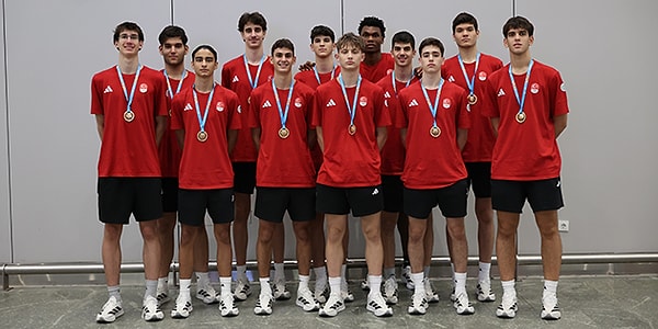 16 Yaş Altı Erkek Basketbol Milli Takımı şampiyon oldu