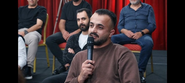 Konuşanlar'ın son bölümüne bir taksicinin turistlerle ilgili "Turistlere felaket ge**riyorum" açıklaması Hasan Can Kaya'yı şoke etti.