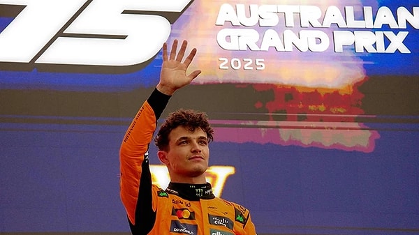 Norris, yarış sonunda duygusal açıklamalarla zaferini kutladı.