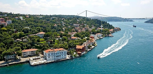 Beykoz'un tarihine ilişkin bilinen en eski kayıt, M.Ö. 900'lere uzanıyor.