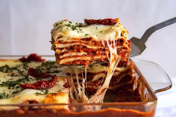 Lazanya ve Çıtır Brüksel Lahanası