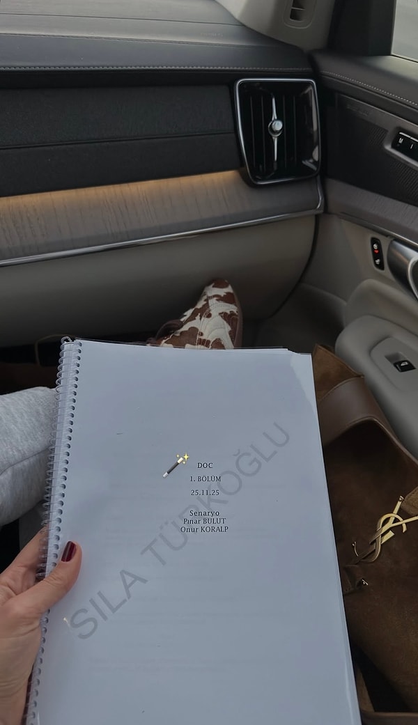 Şimdiyse Türkoğlu’ndan Doc dizisine dair ilk paylaşım geldi ve kadroya dahil olduğu onaylandı.