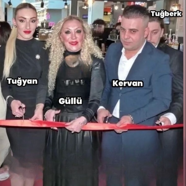 Cinayetle ilgili her gün yeni detaylar ortaya çıkarken, geçtiğimiz saatlerde bir fotoğraf gündem oldu.