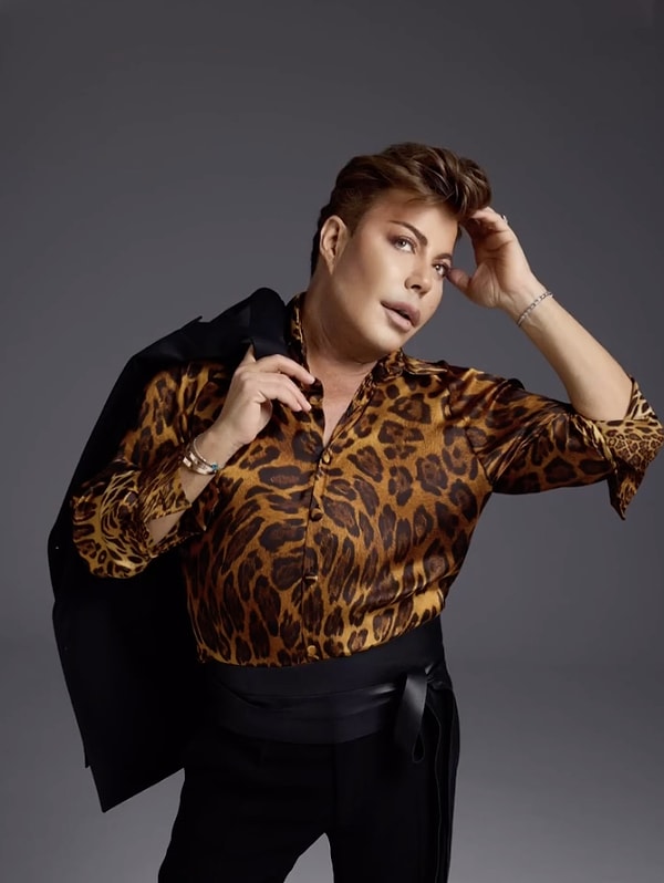 Türkiye’nin en tanıdık ekran yüzlerinden biri olan, sahne enerjisiyle de ayrı bir yerde duran Fatih Ürek bir süredir sağlık sorunlarıyla mücadele ediyor.