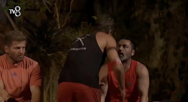 Kaosun eksik olmadığı Survivor'a Adem'in yedeklerden gelen yarışmacılarla tartışmaları damga vurdu.