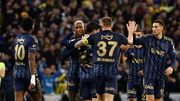 Ederson ve Jhon Duran kişisel ve ailevi nedenlerle izinli olacak.