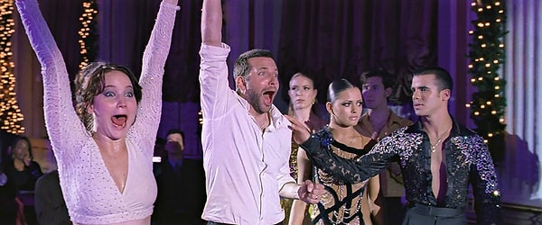 5. Sana sürpriz bir hediye aldığında nasıl tepki verirdin?