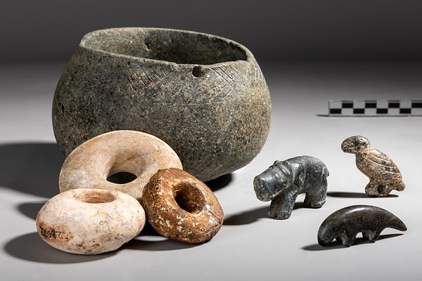 Karahantepe’nin gizemi sadece devasa sütunlarla sınırlı değil.