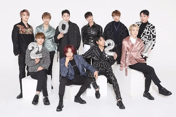 1. Grubun çıkış yapmadan önceki ilk ismi neydi?