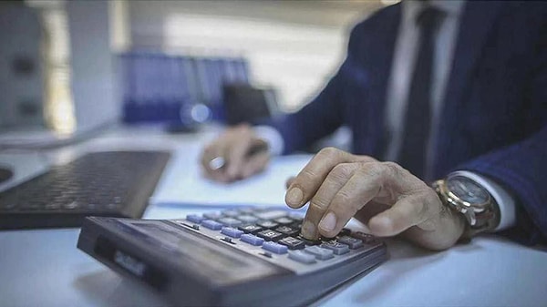 Mahfi Eğilmez'den asgari ücretin ardından emekli maaşlar için de çağrı.