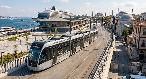 İstanbul Büyükşehir Belediyesi Ulaşım Koordinasyon Merkezi (UKOME), kentin hem turizm dinamiklerini hem de ana arterlerdeki trafik akışını değiştirecek önemli düzenlemeler için bir araya geldi.