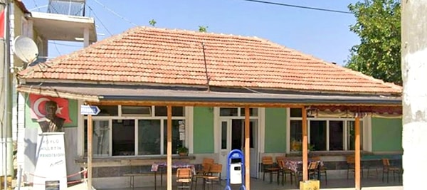 Çanakkale’nin Gelibolu ilçesine bağlı Bayramiç Köyü’nde yaşanan “inat” meselesi gündem olmaya devam ediyor.