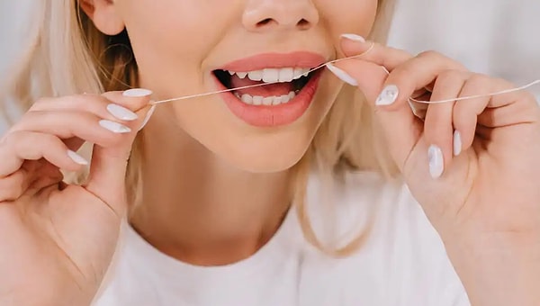 10. Diş ipi konusunda bahaneleri bir kenara bırakın.