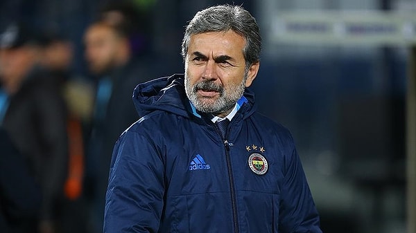 İlerde yorumculuk yapabileceğini söyleyen Kocaman, bunun için futbolla ilişkisinin kesilmesi gerektiğini söyledi.