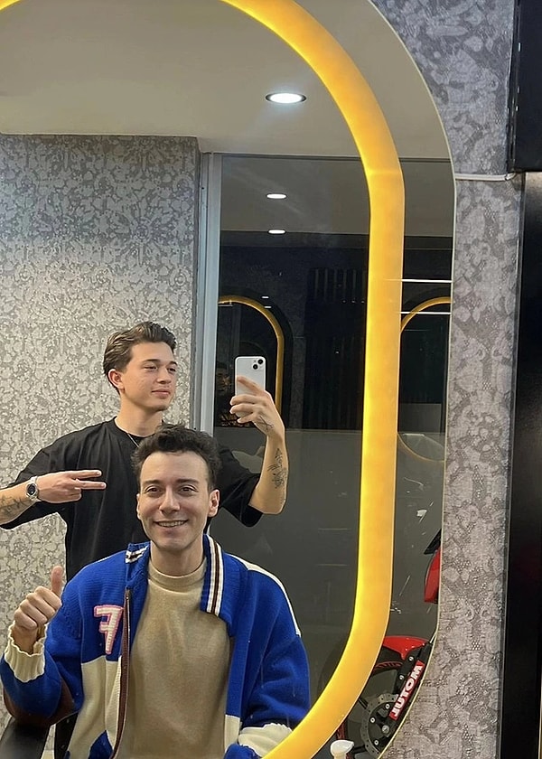 Son dönemde özellikle eski sevgilisi Başak Karahan’ın evlenme sürecinde yaptıklarıyla gündem olan Enes Batur, sevenlerini endişelendirmişti.