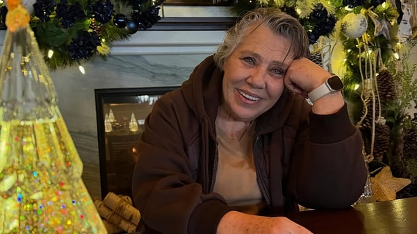 Ekranların en değerli isimlerinden biri olan Işıl Yücesoy Türk tiyatrosu ve televizyonunun duayen isimlerinden biri.