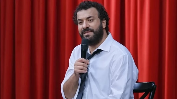 Bugün adını duymayanın kalmadığı, Konuşanlar programıyla komedinin zirvesine oturan Hasan Can Kaya’yı çoğumuz pandemi dönemindeki büyük çıkışıyla tanıdık.