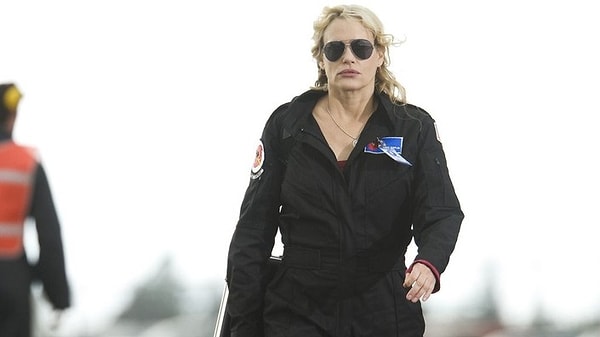 12. Storm Seekers (2009)