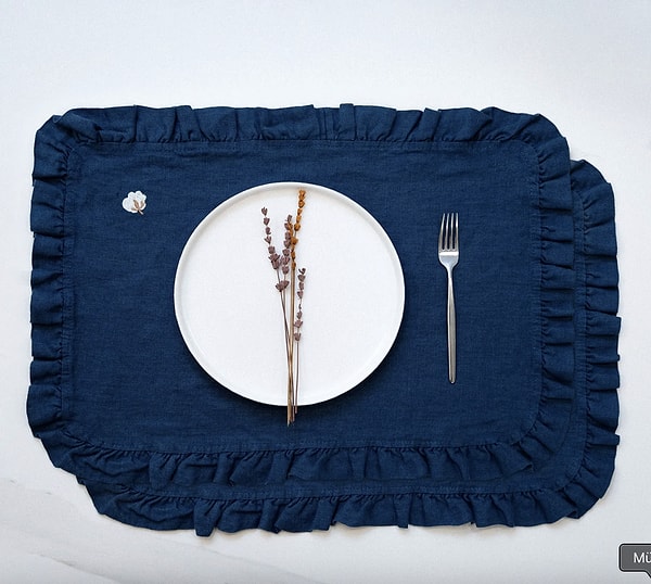 Doğal dokusuyla sofralara sıcaklık katan özel üretim Amerikan servisleri.