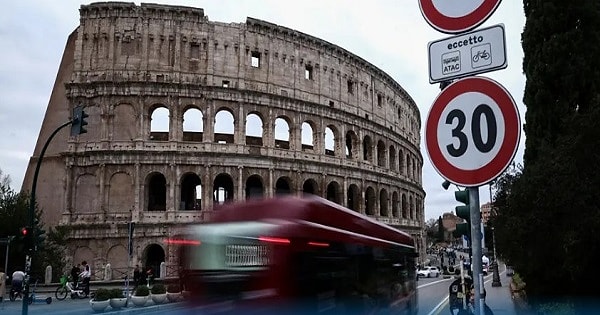 Hız sınırı "Sınırlı trafik bölgesi" ilan edilen cadde ve sokaklarda uygulanmaya başladı.
