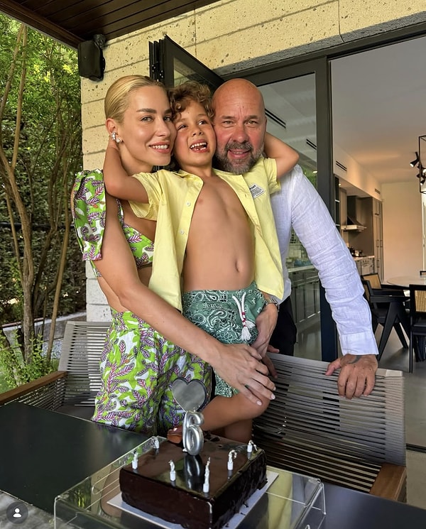 Esat Yontunç Kiminle Evli? Esat Yontunç'un Eşi Kim?